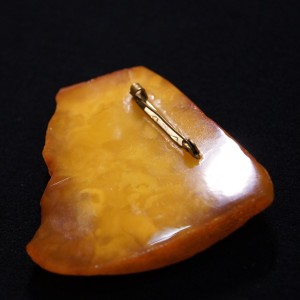 Vintage amber brooch in box